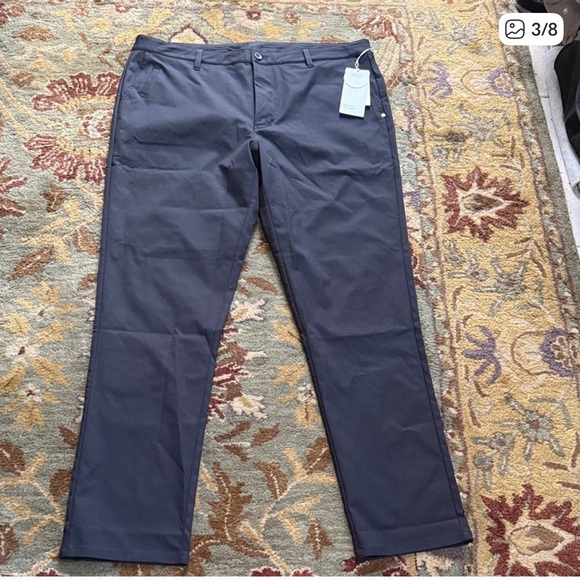 Vuori Men's Navy Pants size 38
Cascade tech chino pant - Picture 2 of 9